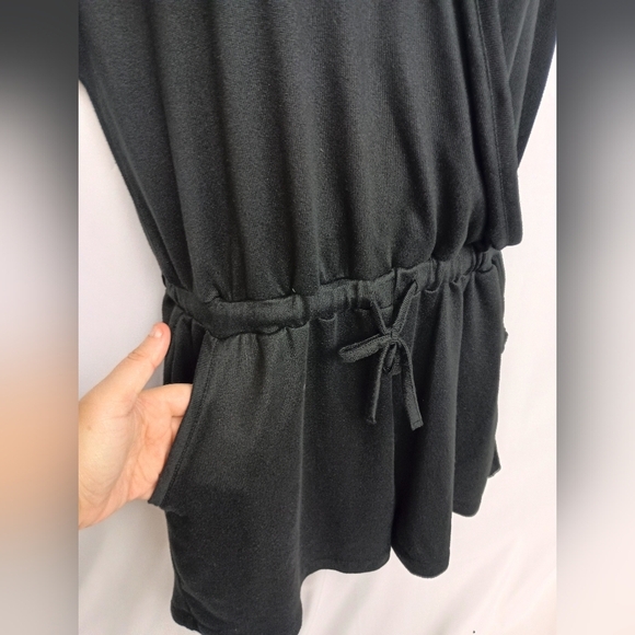 2/$30 Black Wrap-Style Short Sleeve Summer Stretchy‎ Romper (#915) - Picture 4 of 8